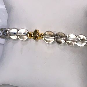 EUC Erimish initial ‘t’ stretch bracelet